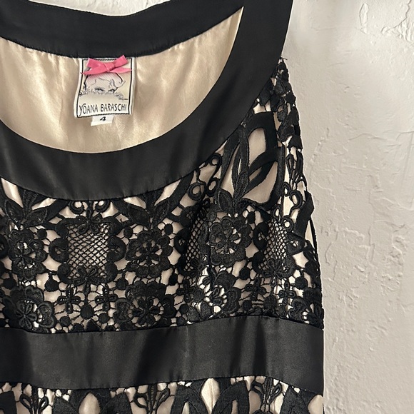 Yoana Baraschi Black Lace Overlay Cocktail Dress – Sz 4, Nude Lining, Sleeveless - Picture 5 of 6